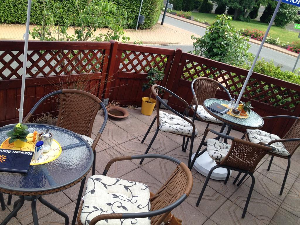 Pension & Cafe Meine Sonne Sole Mio Bad Sooden-Allendorf Exteriör bild